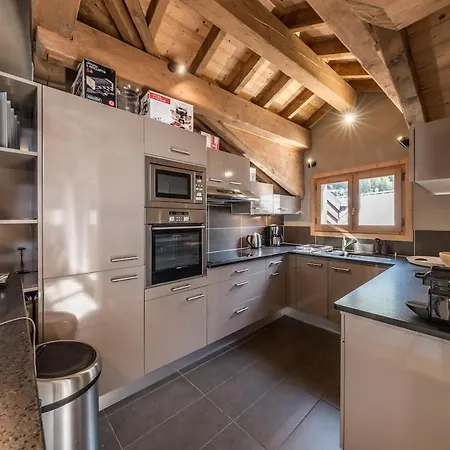 5 Bedrooms Le Praz Chalé
