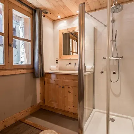5 Bedrooms Le Praz Chalé