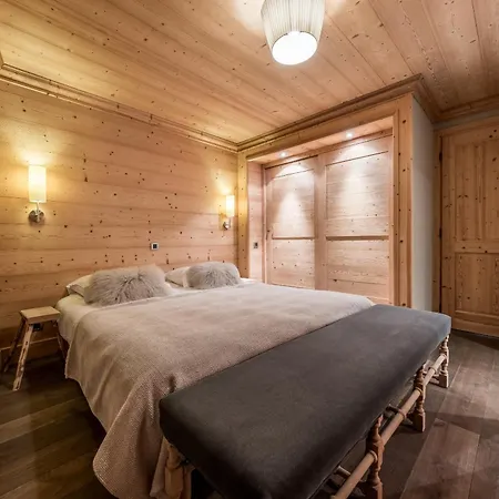 5 Bedrooms Le Praz Chalé Courchevel